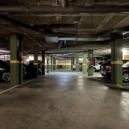Piso Modernista Con Terraza Sant Feliu De Codines