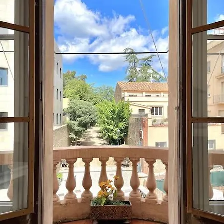 Piso Modernista Con Terraza Sant Feliu De Codines