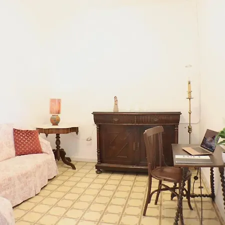 Piso Modernista Con Terraza